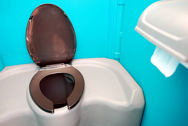Best Luxury portable toilet rental  in Wellston, MO