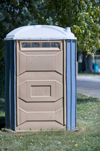 Portable Toilet Options We Offer in Wellston, MO